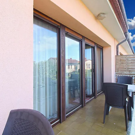 Ines 2276 Apartment
